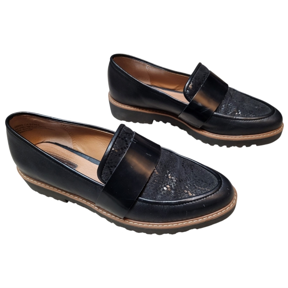 Halogen Women's Black Leather Slip On Embellished Loafers w/ Lug Sole - Size 6M